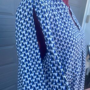 Pretty blouse with slits in sleeves